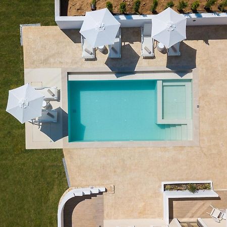 Aerin Villa, A Sublime Sanctuary, By Thinkvilla Roupai Exterior photo