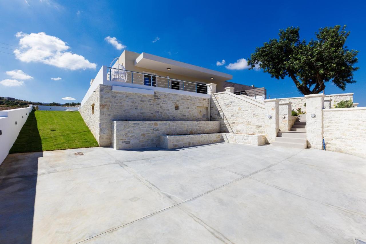 Aerin Villa, A Sublime Sanctuary, By Thinkvilla Roupai Exterior photo