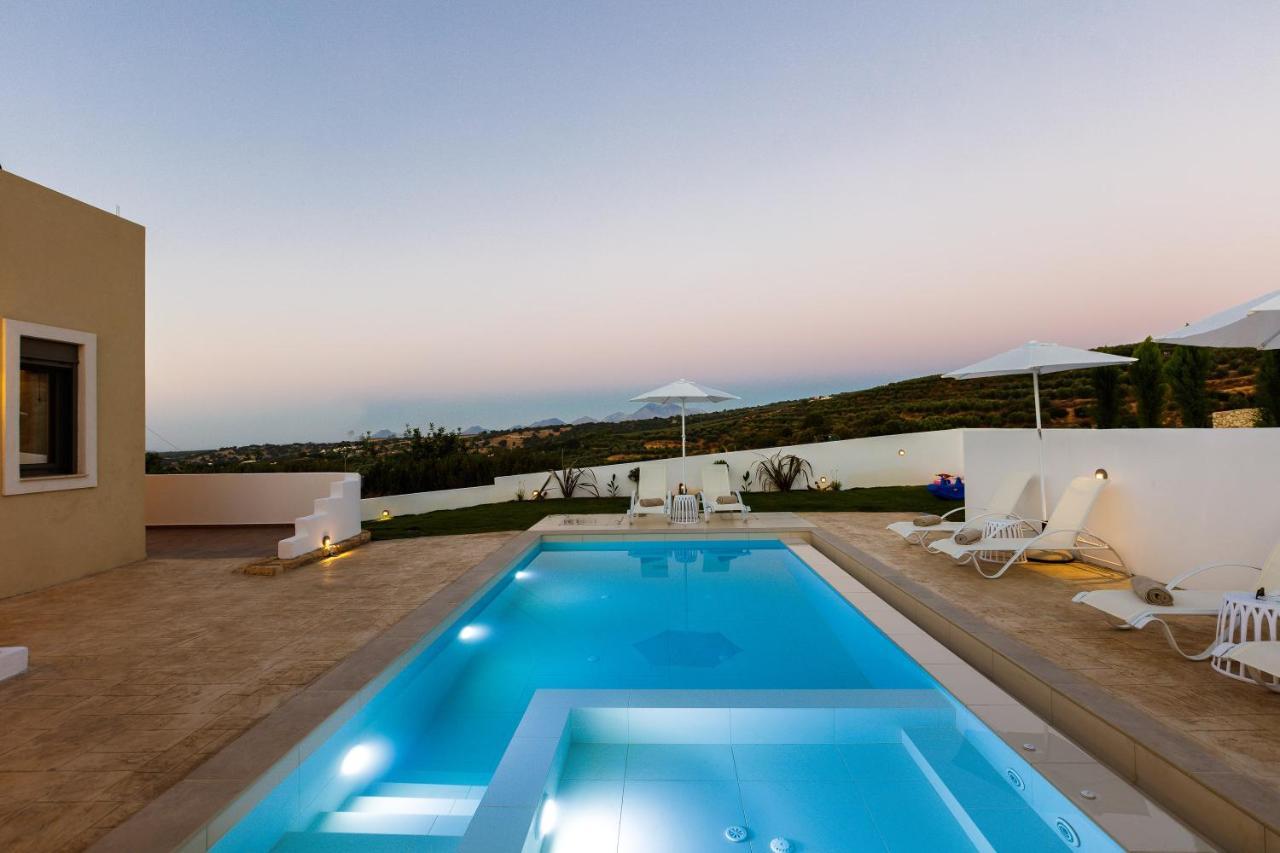 Aerin Villa, A Sublime Sanctuary, By Thinkvilla Roupai Exterior photo