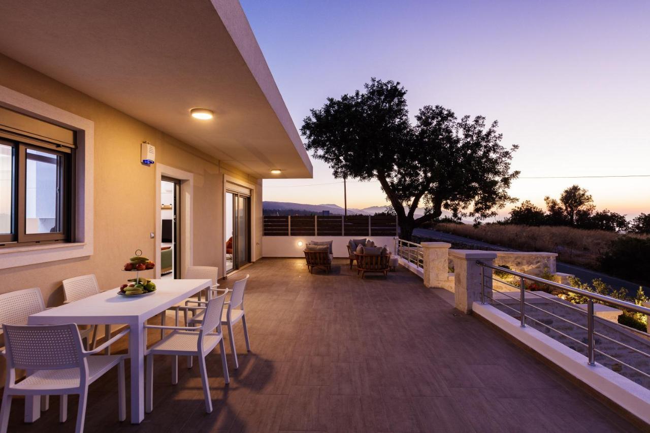 Aerin Villa, A Sublime Sanctuary, By Thinkvilla Roupai Exterior photo